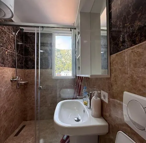 Liza's 4th Appartamento *