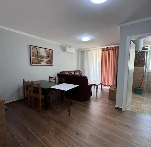 Liza's 4th 아파트 Shëngjin