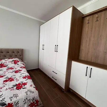 Liza's 4th Apartmán Shëngjin