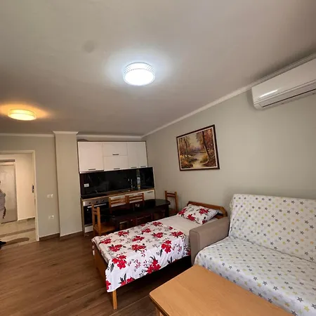 Liza's 4th Apartmán Shëngjin